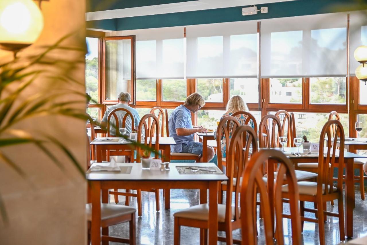 Hotel Pinos Playa Santanyi Ngoại thất bức ảnh