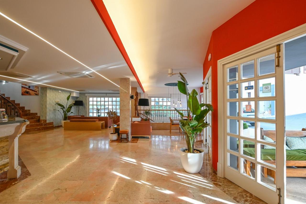 Hotel Pinos Playa Santanyi Ngoại thất bức ảnh
