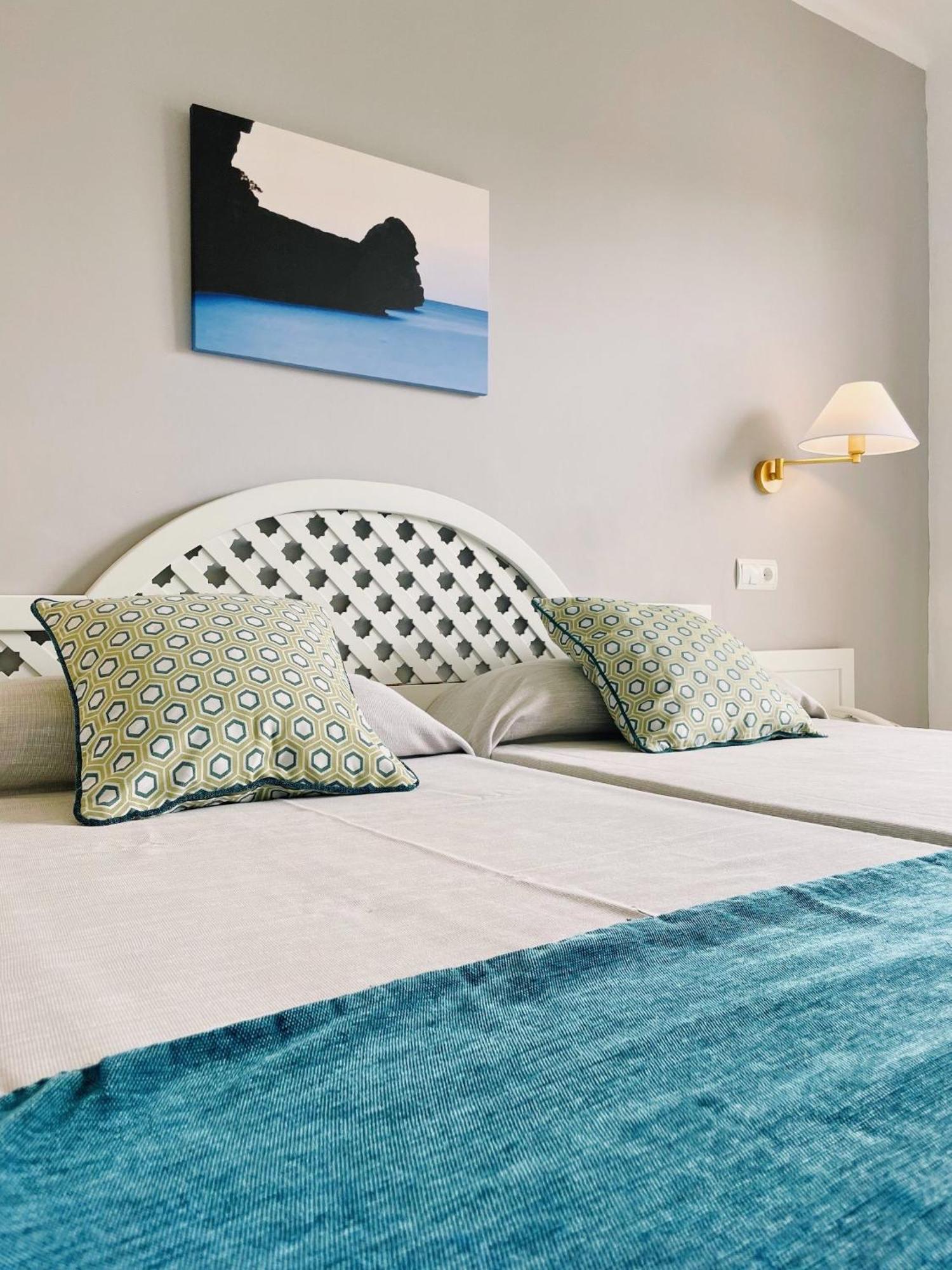 Hotel Pinos Playa Santanyi Ngoại thất bức ảnh