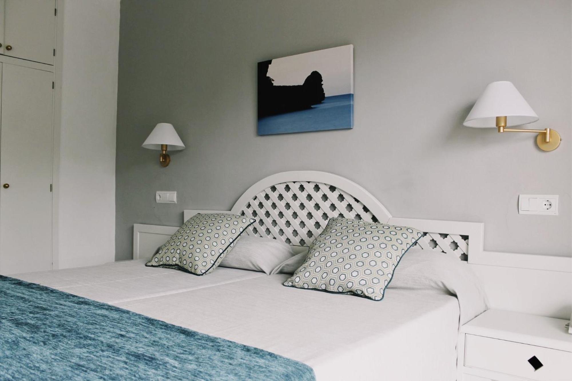 Hotel Pinos Playa Santanyi Ngoại thất bức ảnh
